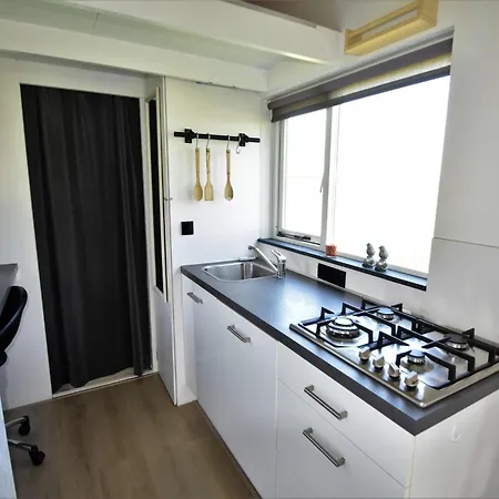 In Near The Beach, Cleaning Included Holiday home Burgerbrug
